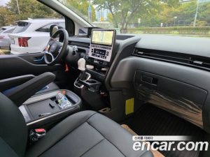 Hyundai Staria Wagon 5 2025 года из Южной Кореи