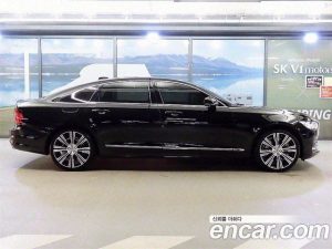 Volvo S90 B6 AWD ULTIMATE Bright 2024 года из Южной Кореи