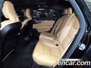 Volvo S90 B6 AWD ULTIMATE Bright 2024 года из Южной Кореи