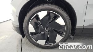 Volvo EX30 Ultra 2025 года из Южной Кореи