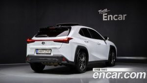 Lexus UX 2.0 F-Sport 2WD 2024 года из Южной Кореи