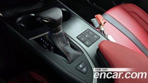 Lexus UX 2.0 F-Sport 2WD 2024 года из Южной Кореи