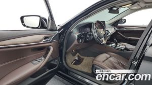 BMW 5-Series 530i xDrive Luxury 2023 года из Южной Кореи
