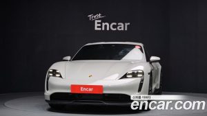 Porsche Taycan Base 2023 года из Южной Кореи