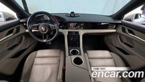 Porsche Taycan Base 2023 года из Южной Кореи