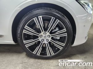 Volvo S90 B6 AWD ULTIMATE Bright 2024 года из Южной Кореи