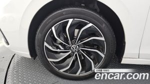 Volkswagen Golf 2.0 TDI Prestige 2024 года из Южной Кореи