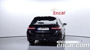 BMW 3-Series 320i Touring M Sport 2024 года из Южной Кореи