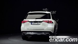 Mercedes-Benz GLE-Class GLE300d 4MATIC 2023 года из Южной Кореи