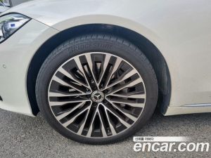Mercedes-Benz S-Class S450L 4MATIC 2023 года из Южной Кореи