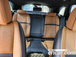 Land Rover Range Rover Velar 3.0 P400 R-Dynamic HSE 2023 года из Южной Кореи