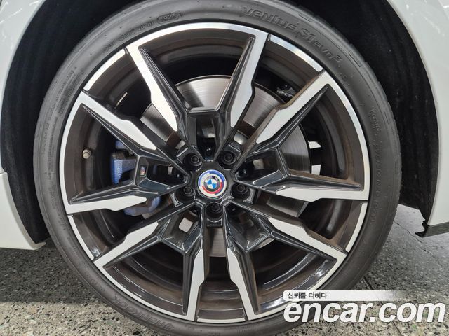 40702158_010.jpg BMW 8-Series M850i xDrive Gran Coupe 2023 года из Южной Кореи