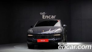 Porsche Cayenne 3.0 Coupe 2023 года из Южной Кореи