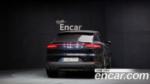 Porsche Cayenne 3.0 Coupe 2023 года из Южной Кореи