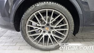 Porsche Cayenne 3.0 Coupe 2023 года из Южной Кореи