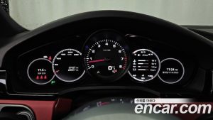 Porsche Cayenne 3.0 Coupe 2023 года из Южной Кореи