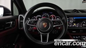 Porsche Cayenne 3.0 Coupe 2023 года из Южной Кореи