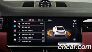 Porsche Cayenne 3.0 Coupe 2023 года из Южной Кореи