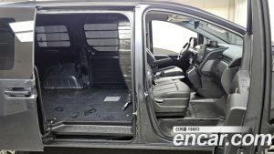Hyundai Staria L3.5 Wagon 3Door 2025 года из Южной Кореи