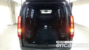 Hyundai Staria L3.5 Wagon 3Door 2025 года из Южной Кореи