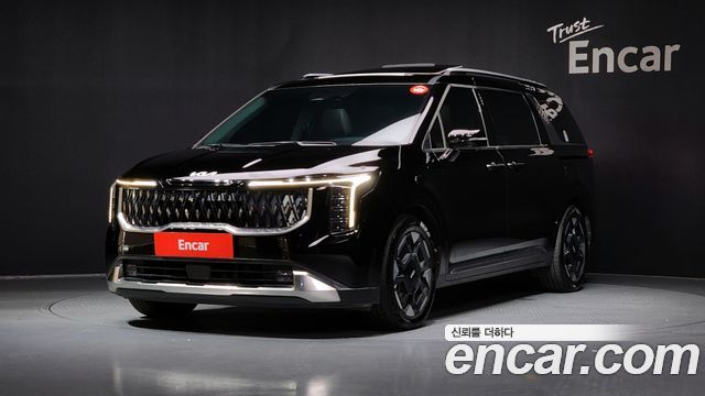 Kia Canival Бензин 9-Seater Signature 2024 года из Кореи