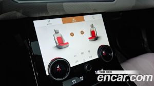 Land Rover Range Rover Velar 2.0 P250 R-Dynamic SE 2023 года из Южной Кореи