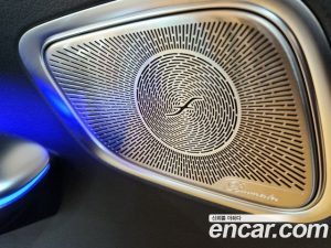 Mercedes-Benz GLC-Class GLC300 4MATIC AMG Line 2025 года из Южной Кореи