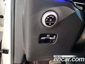 Mercedes-Benz GLC-Class GLC300 4MATIC AMG Line 2025 года из Южной Кореи