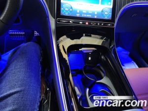 Mercedes-Benz GLC-Class GLC300 4MATIC AMG Line 2025 года из Южной Кореи