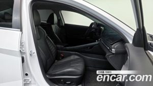 Hyundai AVANTE 1.6 2025 года из Южной Кореи