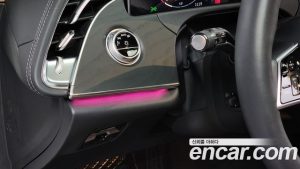 Mercedes-Benz E-Class E200 Avantgarde 2024 года из Южной Кореи
