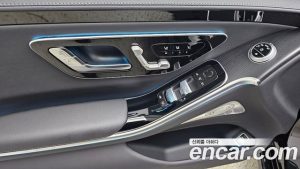 Mercedes-Benz S-Class S350 d 4MATIC 2025 года из Южной Кореи