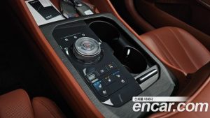 Kia K8 Noblesse 2025 года из Южной Кореи