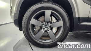 Land Rover Defender 110 D300 X- HSE 2024 года из Южной Кореи