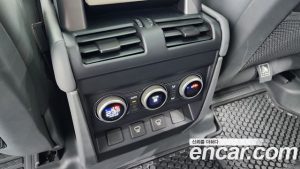 Land Rover Defender 110 D300 X- HSE 2024 года из Южной Кореи