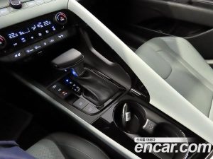 Hyundai AVANTE 1.6 2024 года из Южной Кореи