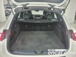 Mercedes-Benz GLC-Class AMG GLC43 4MATIC 2024 года из Южной Кореи