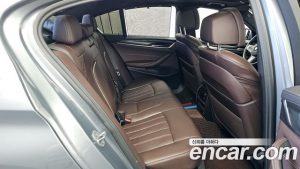 BMW 5-Series 523d M Sport 2023 года из Южной Кореи