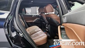 BMW X6 xDrive40i M Sport 2023 года из Южной Кореи