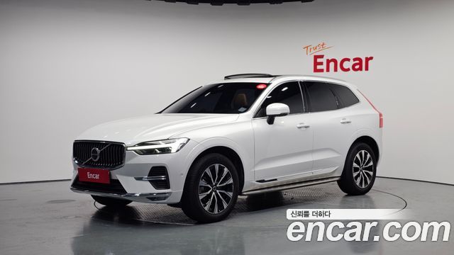 Volvo XC60 B5 Ultra Bright 2025 года из Кореи