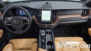 Volvo XC60 B5 Ultra Bright 2025 года из Южной Кореи