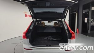 Volvo XC60 B5 Ultra Bright 2025 года из Южной Кореи