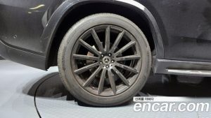 Mercedes-Benz GLS-Class GLS400d 4MATIC 2023 года из Южной Кореи