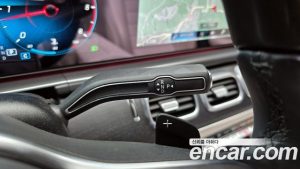 Mercedes-Benz GLS-Class GLS400d 4MATIC 2023 года из Южной Кореи