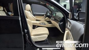 Mercedes-Benz GLS-Class GLS400d 4MATIC 2023 года из Южной Кореи