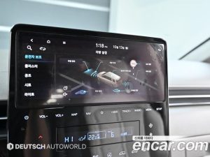Hyundai Staria 4WD Lounge 7-Seater 2024 года из Южной Кореи
