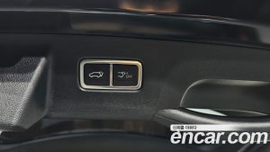 Kia Sorento HEV 1.6 2WD 2024 года из Южной Кореи