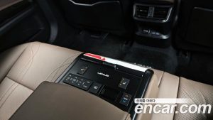 Lexus ES Luxury Plus 2023 года из Южной Кореи