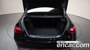 Mercedes-Benz S-Class S400 d 4MATIC 2023 года из Южной Кореи