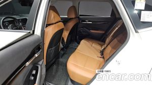 Kia Seltos Бензин 1.6 Turbo 2WD 2024 года из Южной Кореи